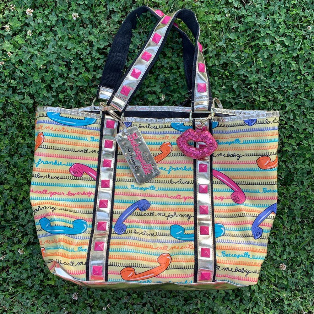 Betsyville by Betsy Johnson telephone purse!